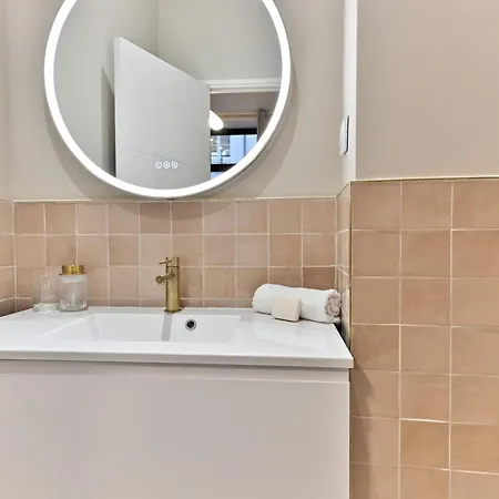 Appartement Elegant Loft Avec 2 Au Coeur De Parijs